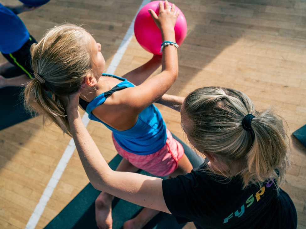 FySport: Online cvičení pro děti od 6 do 9 Let – prevence vadného držení těla pod odborným vedením fyzioterapeutky Hany Tonarové 1
