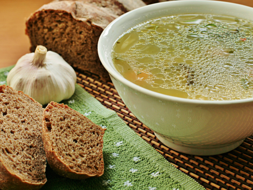 Tvarůžková česnečka