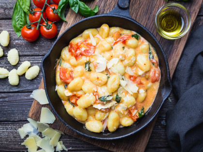 Zapečené gnocchi se sýrem a brokolicí