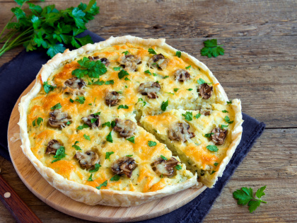 Quiche s kuřecím masem a žampiony