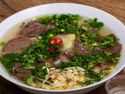 Pho bo polévka