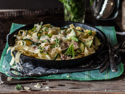 Pappardelle s krůtím a paprikou